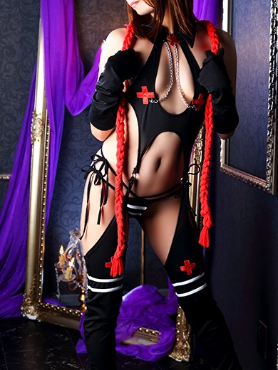 本日出勤２９時まで！　圧倒的大人気痴女☆縛られお尻で踏まれたい？　痴女『ホナミ』　☆思わず見惚れるプロポーションの小悪魔痴女・・・